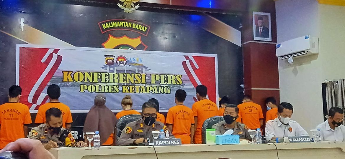Suami Istri Kompak Curi Motor