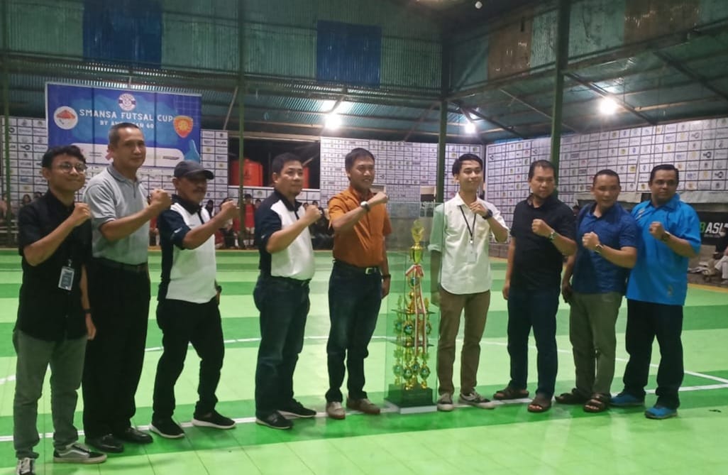 Wabub Farhan Tutup Kejuaraan Futsal SMANSA