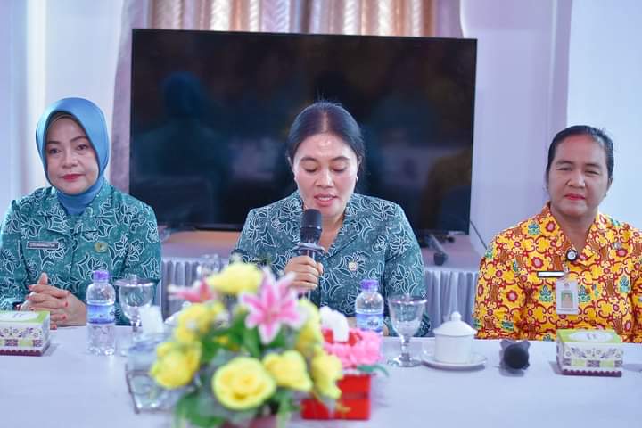 Ketua TP PKK Buka Bimtek UP2K