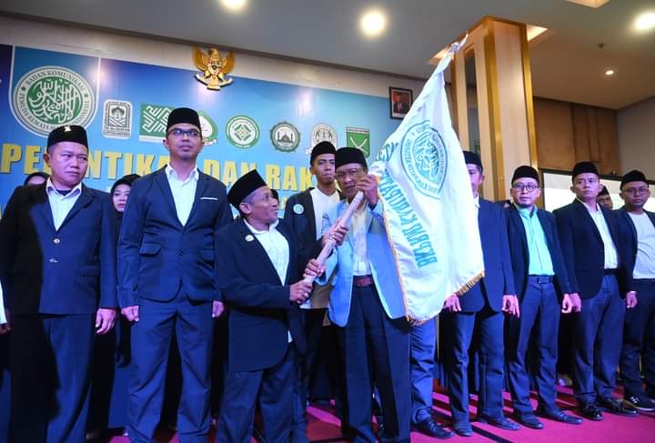 Staff Ahli Bupati Hadiri Pelantikan DPD BKPMRI