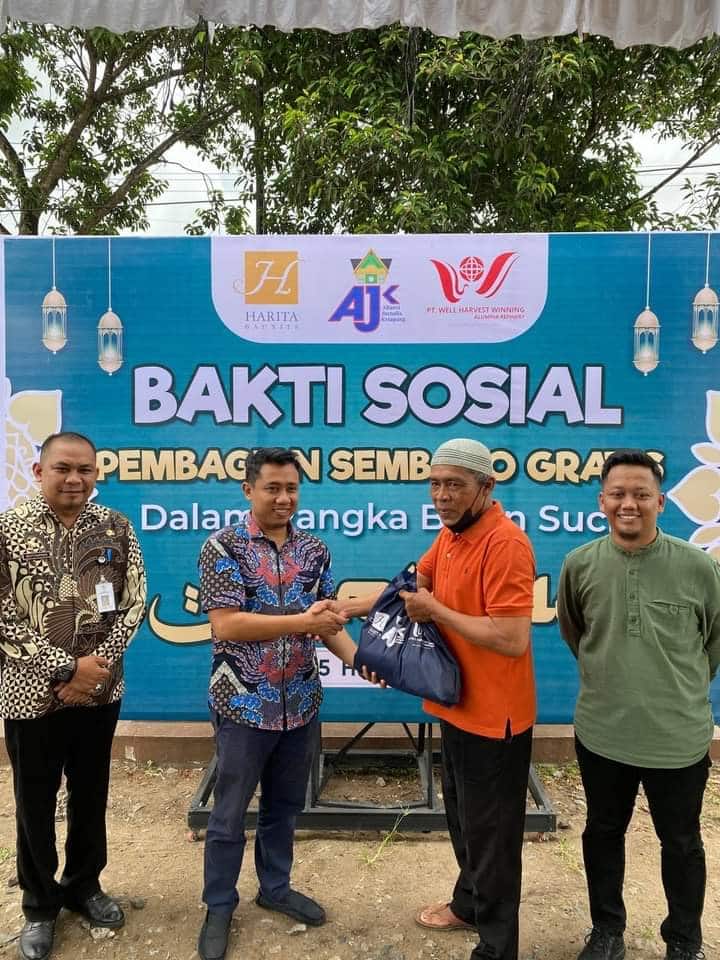 Asisten III Sekda Hadiri Bansos AJK