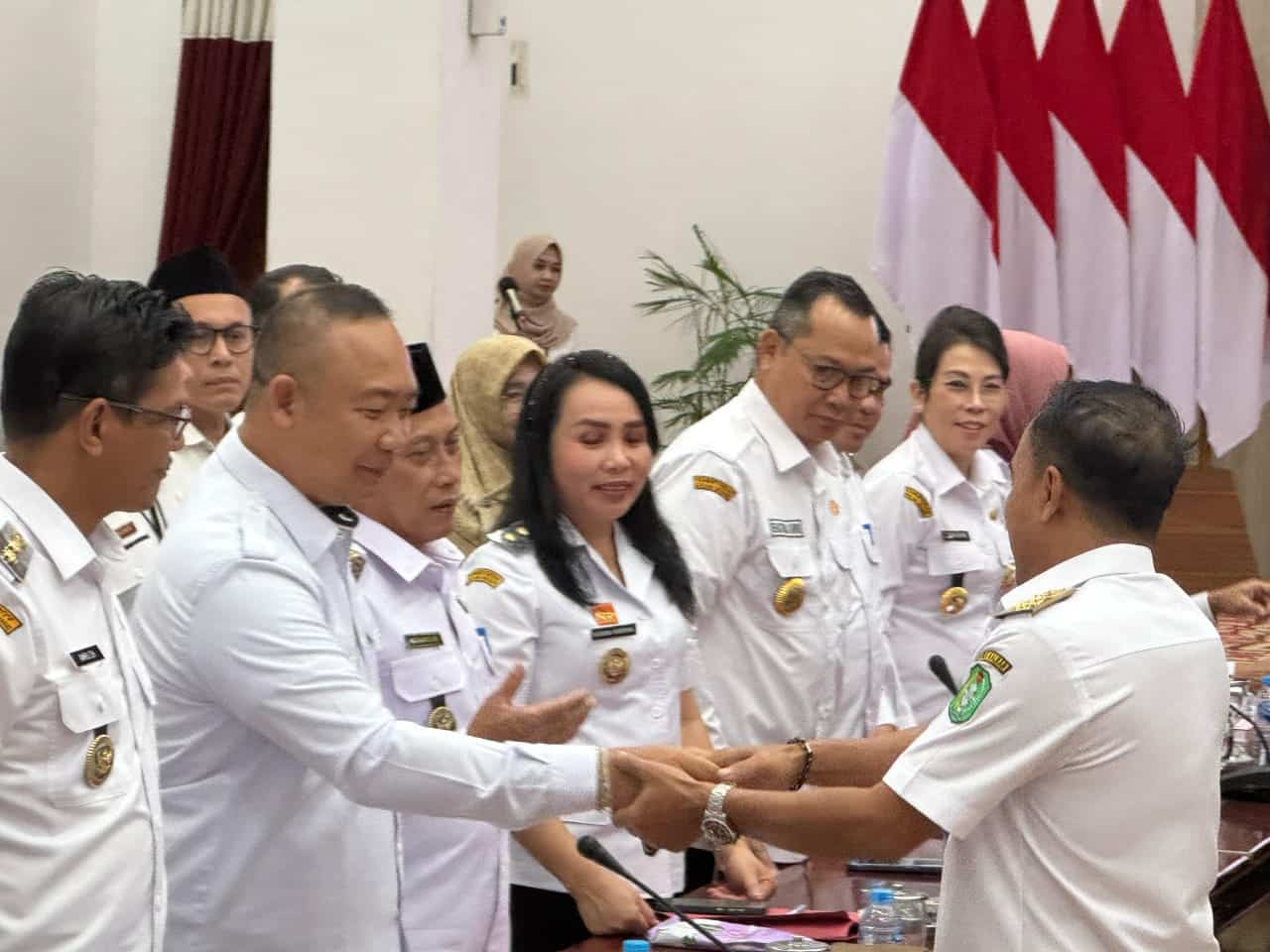Bupati Ikuti Rapat Pleno TPAKD di Pontianak