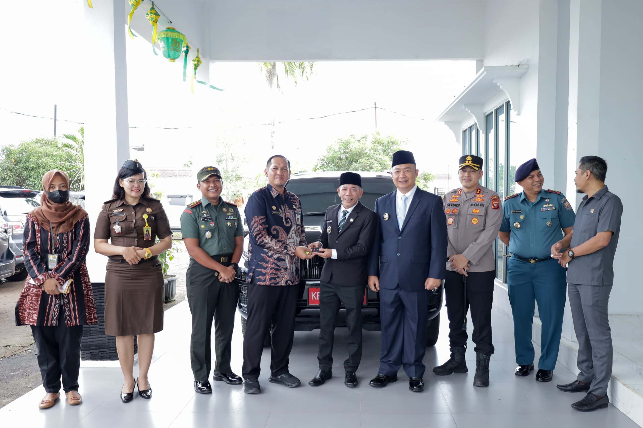 Bupati dan Wakil Bupati Gunakan Mobil Dinas Kepala Daerah Sebelumnya
