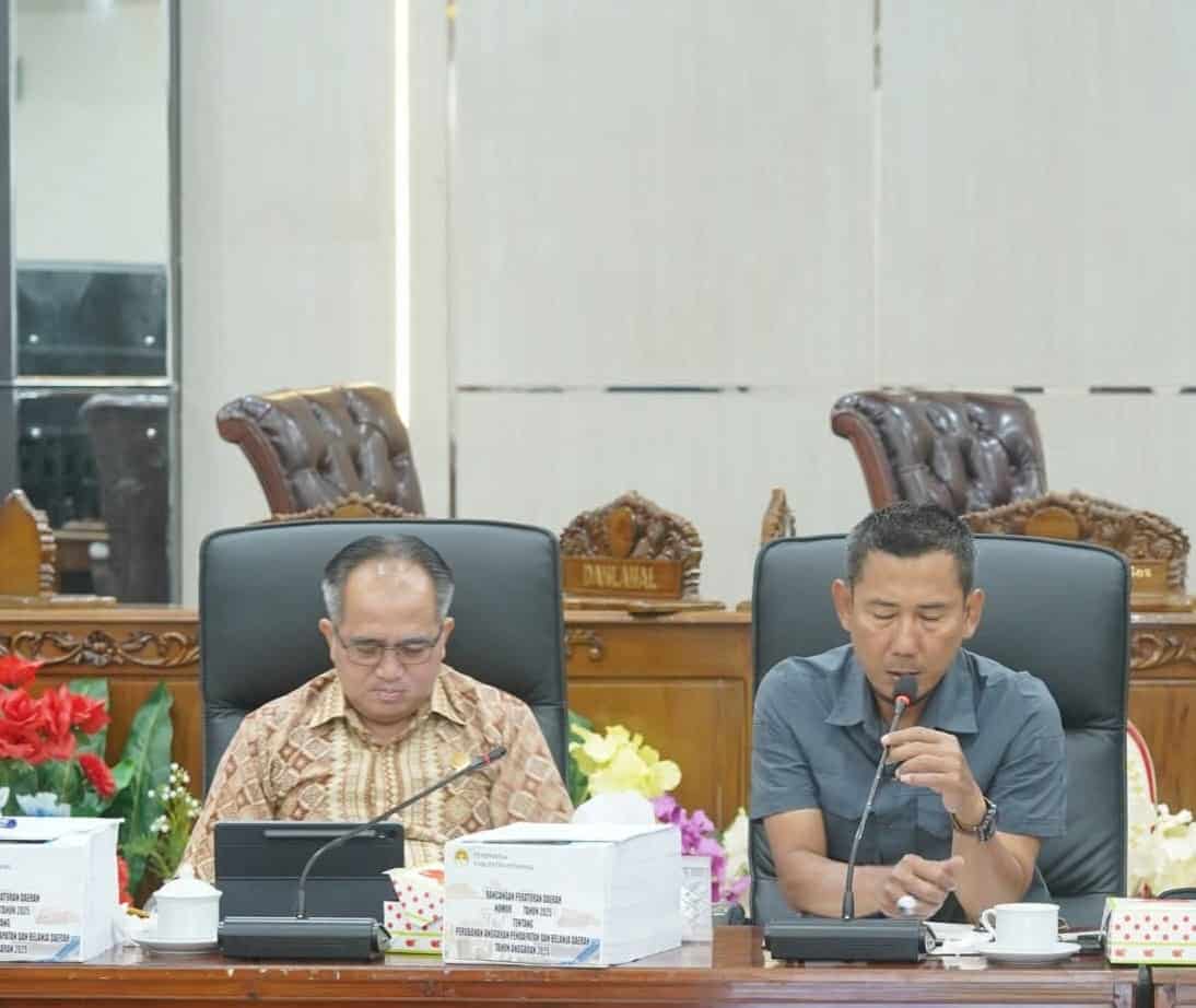 Rapat Pembahasan Raperda APBD Perubahan